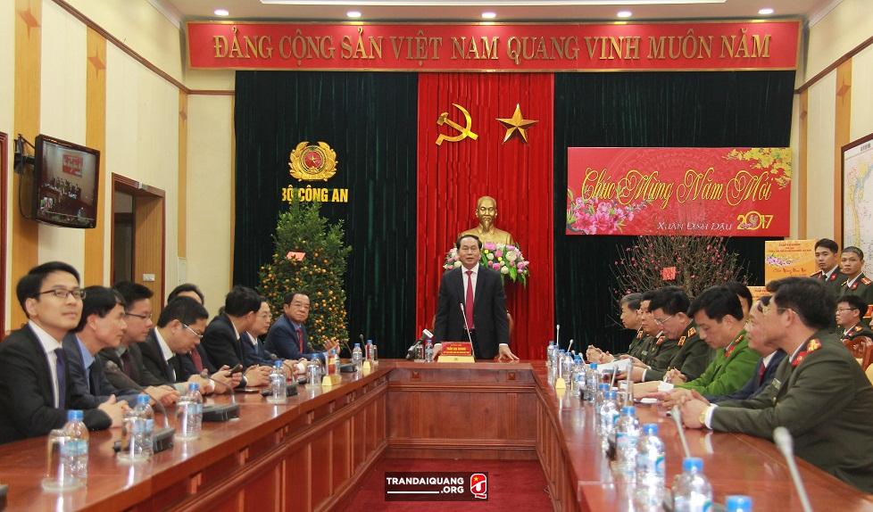 Чан Дай Куанг посетил некоторые организации в канун Нового года